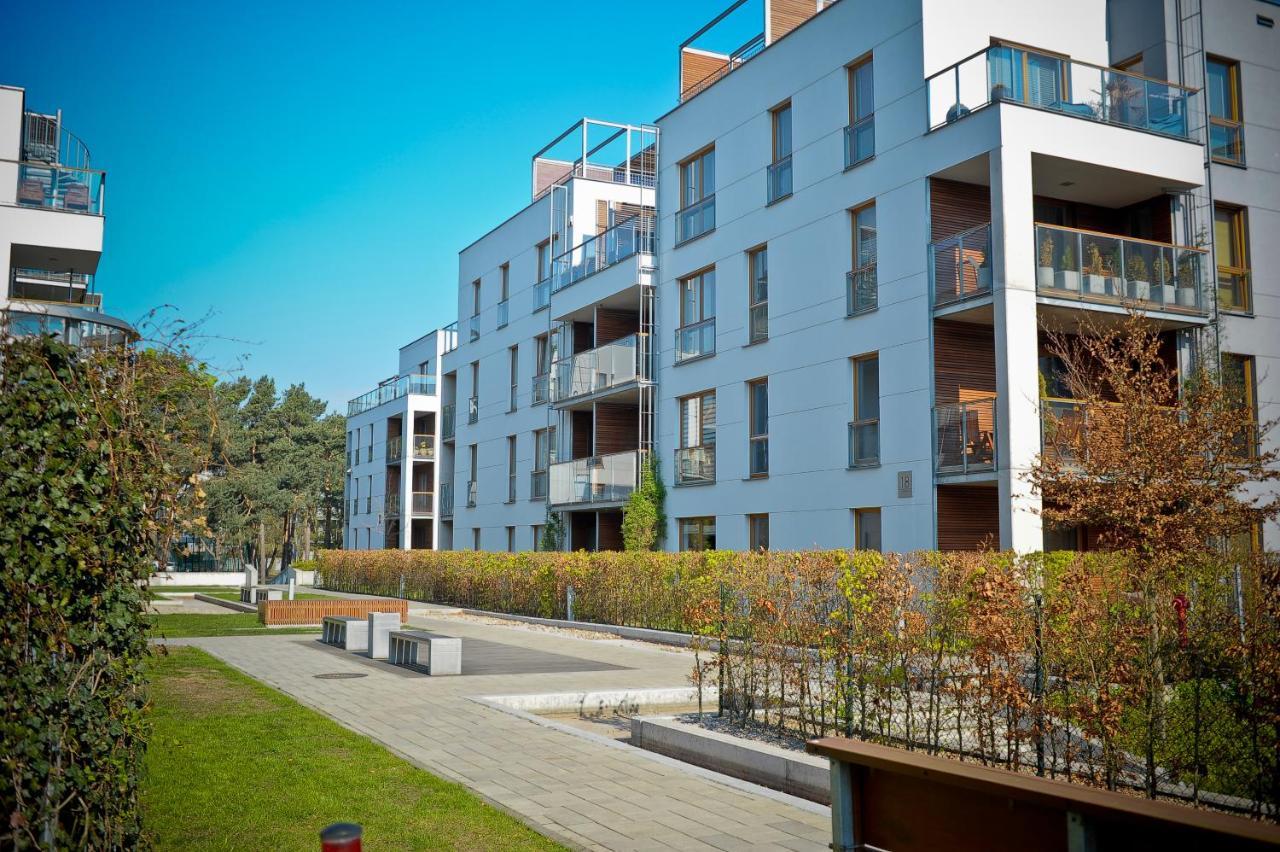 Apartments Riva - Nadmorski Dwor Premium Danzica Esterno foto