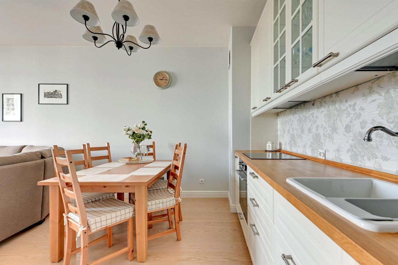 Apartments Riva - Nadmorski Dwor Premium Danzica Esterno foto