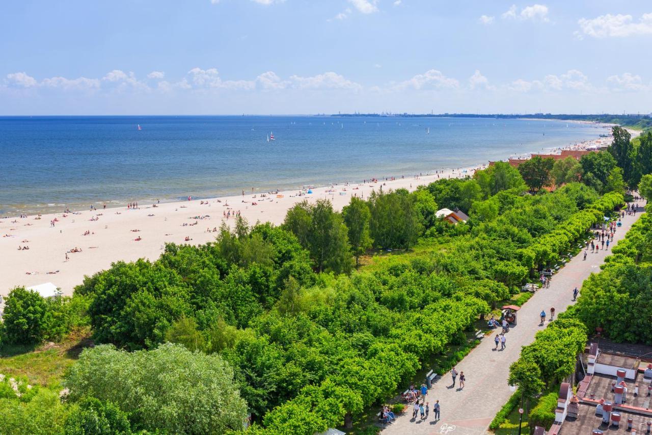 Apartments Riva - Nadmorski Dwor Premium Danzica Esterno foto